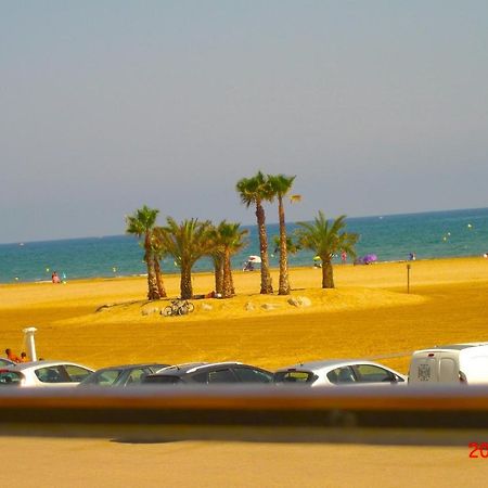 Face A La Mer Apartamento Port-la-Nouvelle Exterior foto