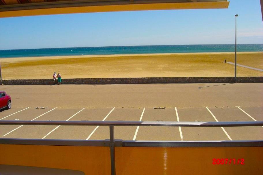 Face A La Mer Apartamento Port-la-Nouvelle Exterior foto