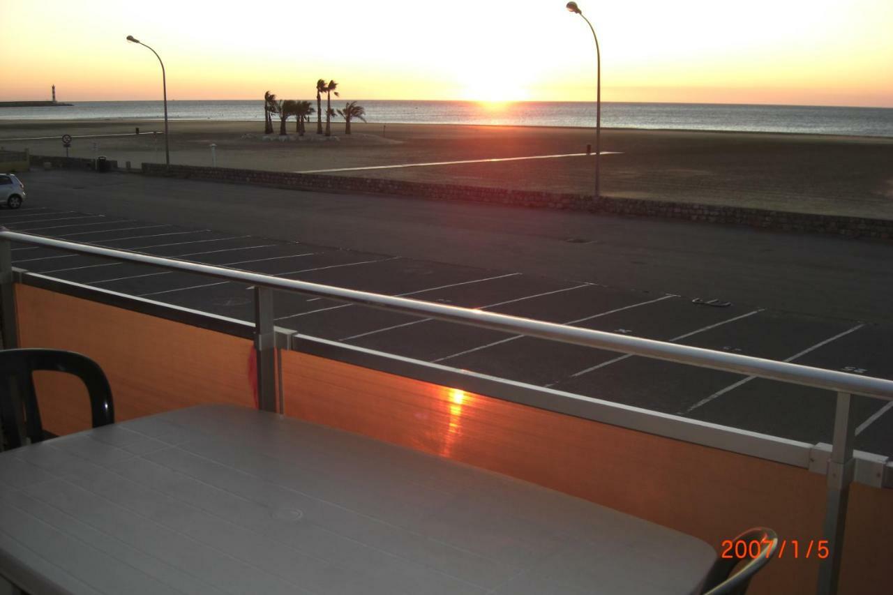 Face A La Mer Apartamento Port-la-Nouvelle Exterior foto